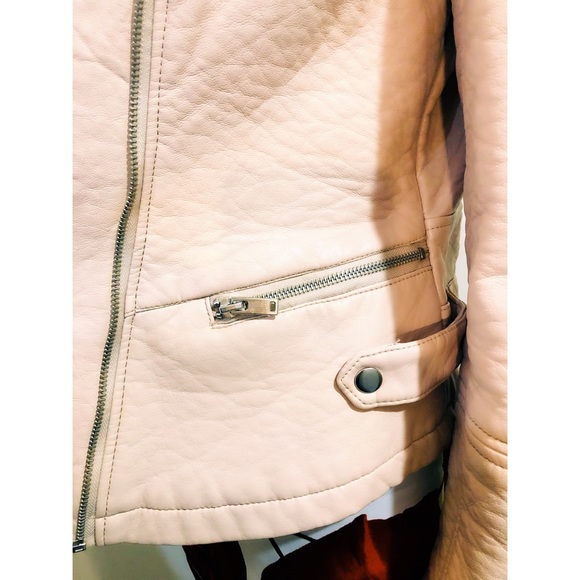 ๐ณ๐ฐ๐ฎ๐ฏ๐ป ๐ท๐ฐ๐ต๐ฒ ๐ณ๐ฌ๐จ๐ป๐ฏ๐ฌ๐น ๐ฑ๐จ๐ช๐ฒ๐ฌ๐ป - Picture 4 of 12